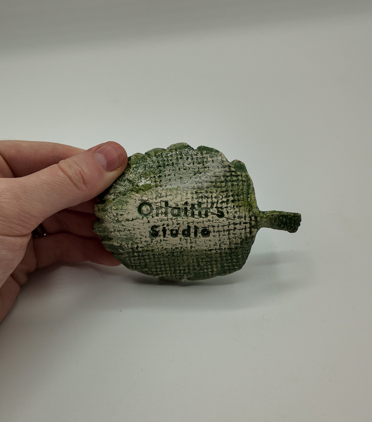 Dainty Leaf | Ceramic Jewellery Dish