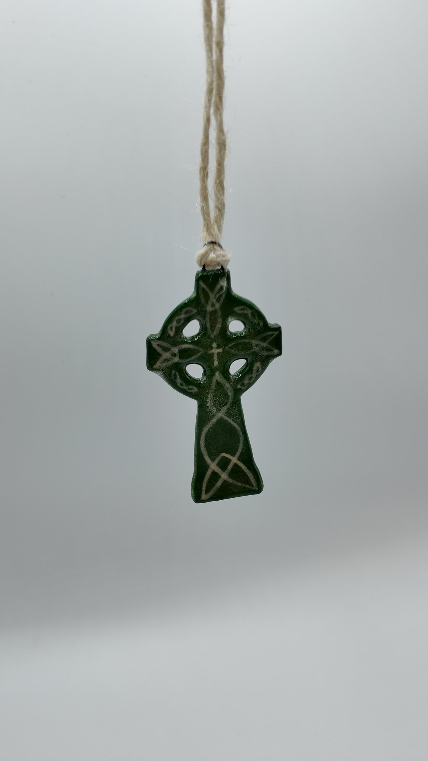 Celtic Cross Hanging Decoration (green)